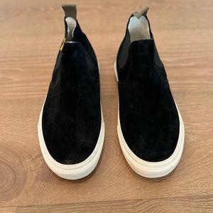 Vans All Weather Mid Top Sneakers (5.5 = 7 1/2 womens)